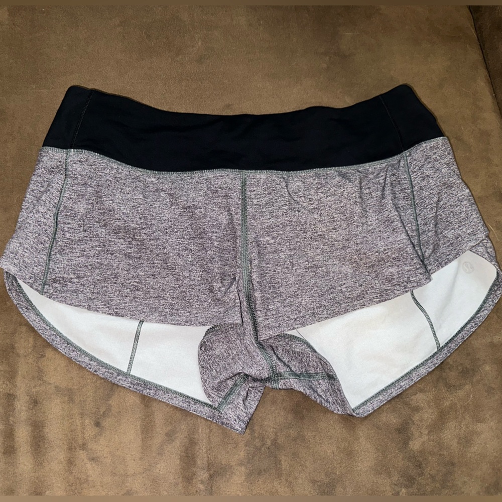 lululemon speed up low rise shorts 2.5inch